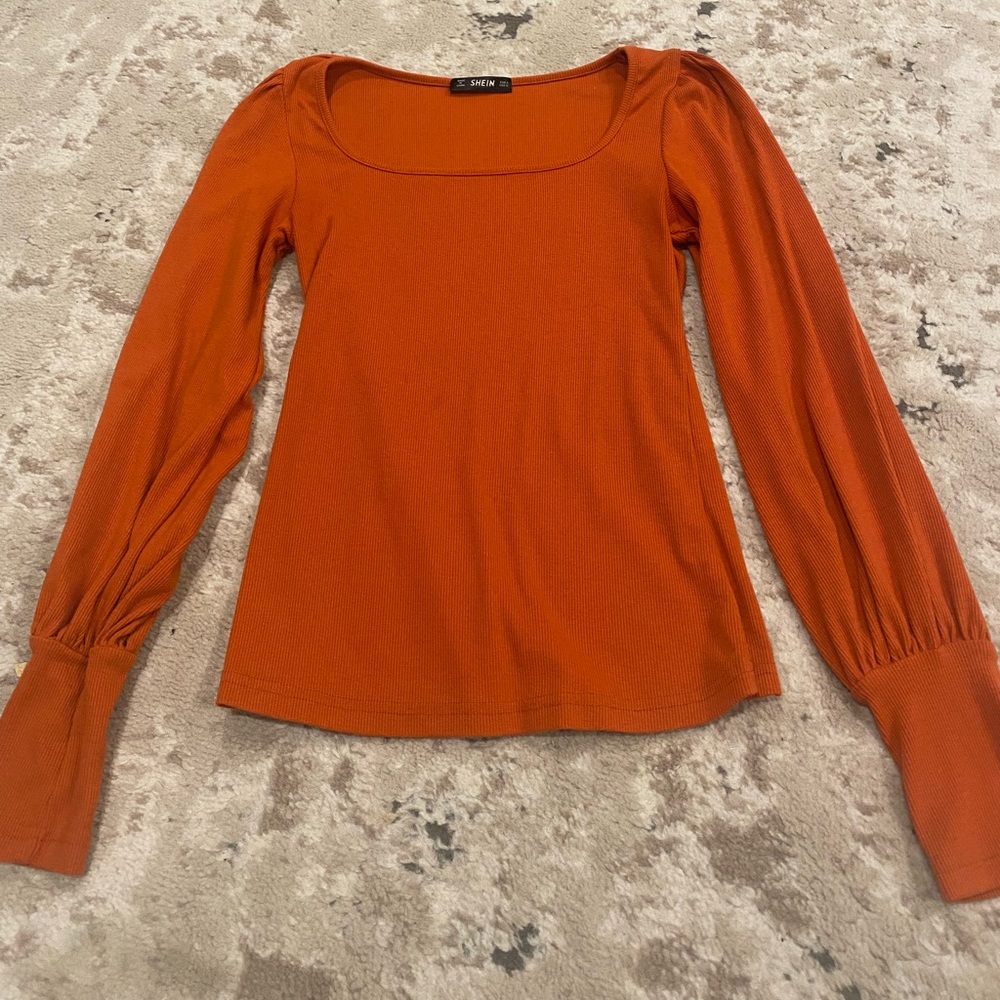 Balloon Sleeve Top